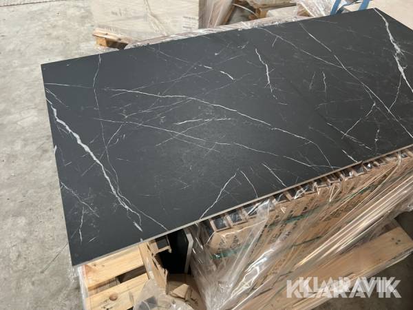 Granitkeramik matt marmor svart 600 mm x 600 mm  100kvm