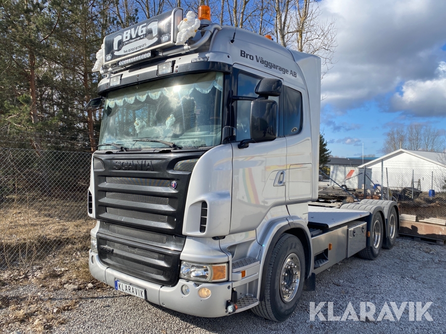 A-traktor Scania R420 6x4 dragbil med tandemdrift