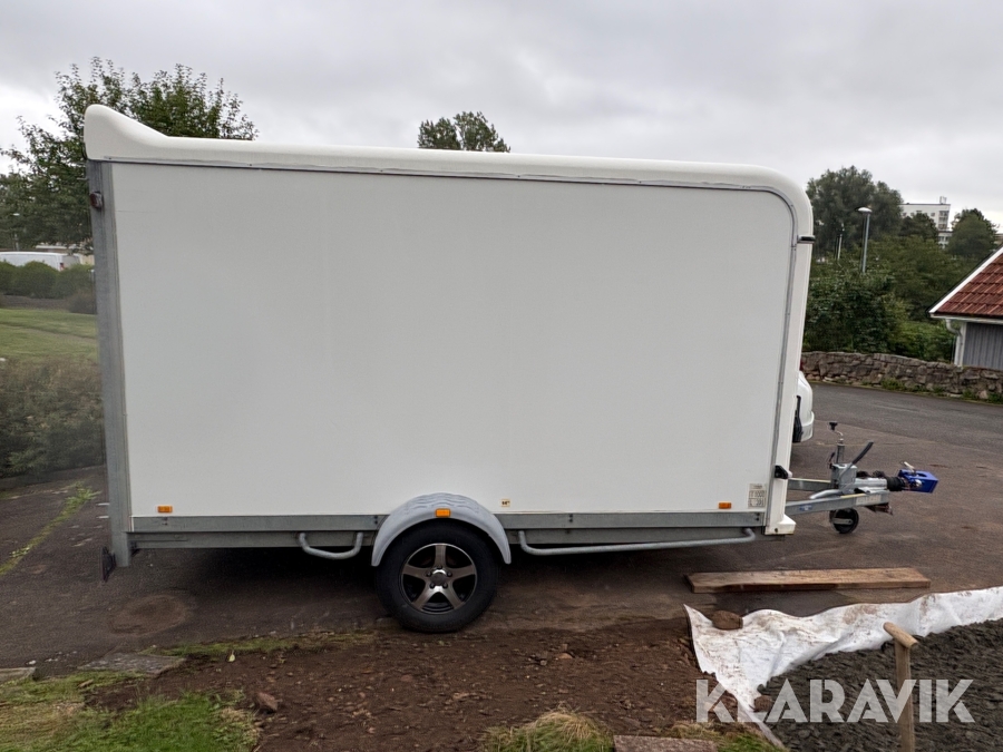 Personbilssläp Thule , 1000kg totalvikt