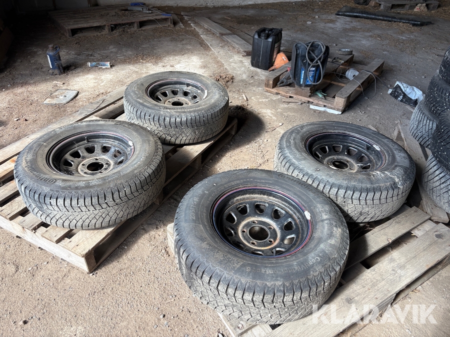 Däck Continental 235/75R15 4st