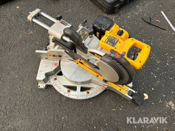 Kap- och gersåg Dewalt DW 017 batteridriven