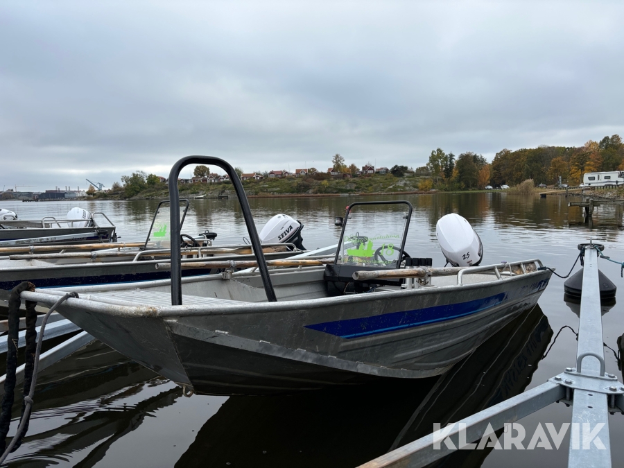 Styrpulpetbåt Master 410 