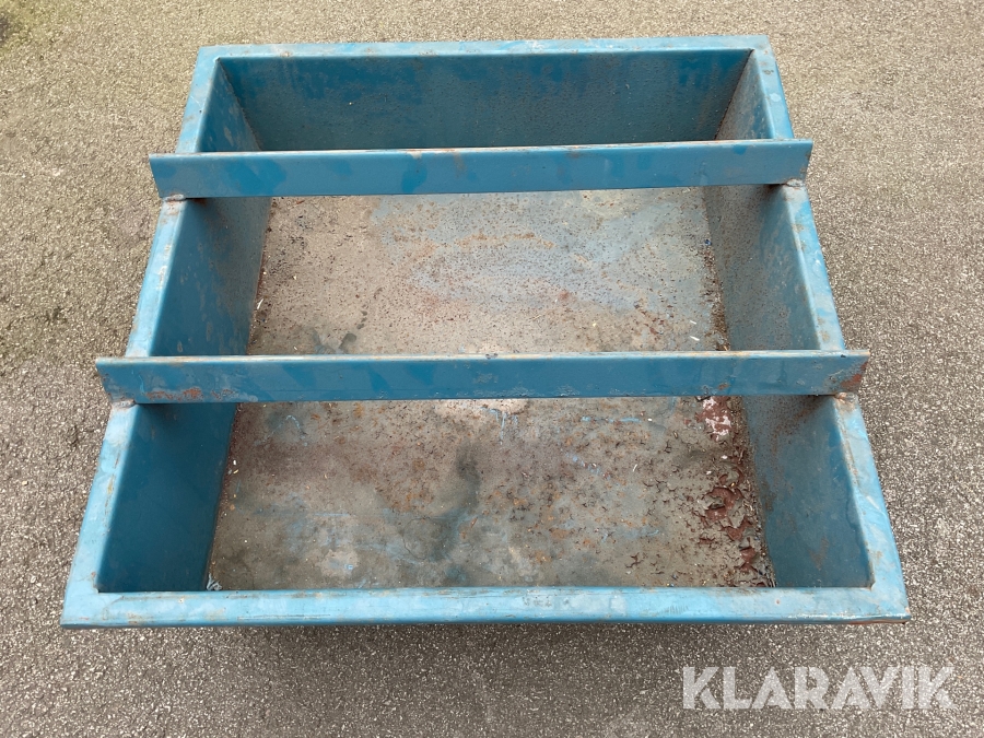 Uppsamlingskärl till oljefat