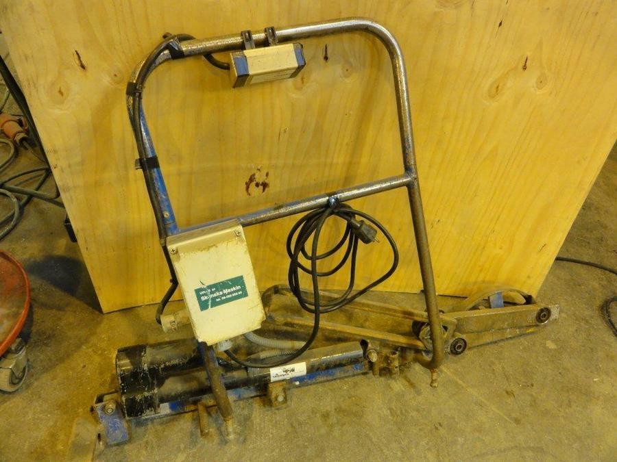 Bockmaskin för armering