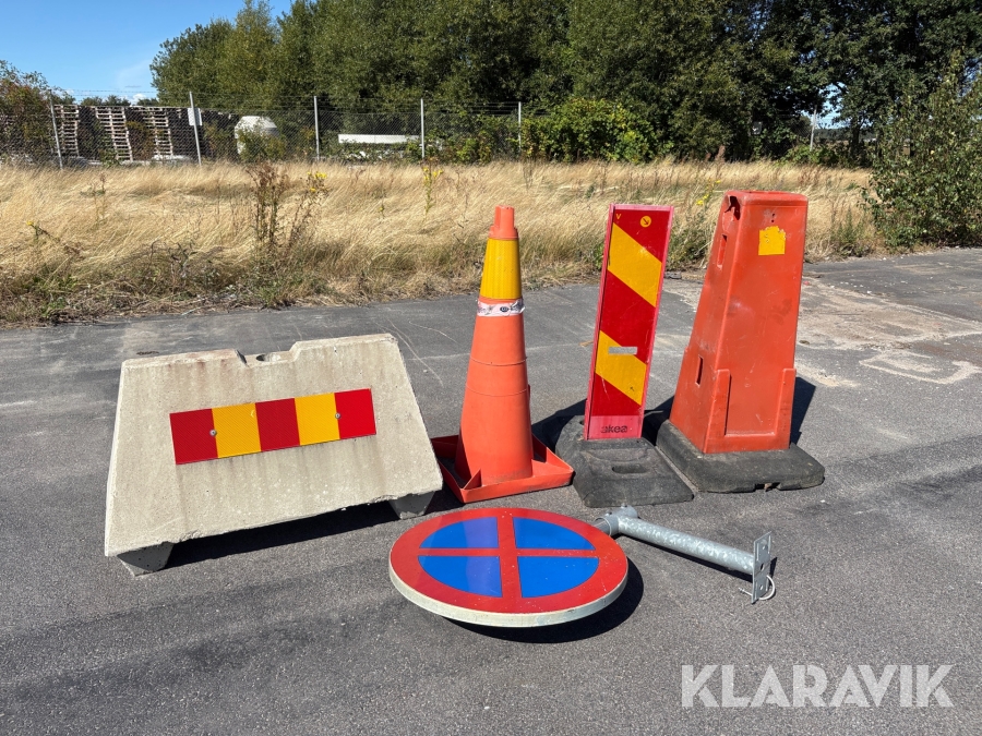 Avstängningsmaterial & Vägskylt.