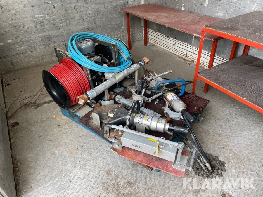 Räddningsverktyg / kraftverktyg Nike hydrualics med elverk