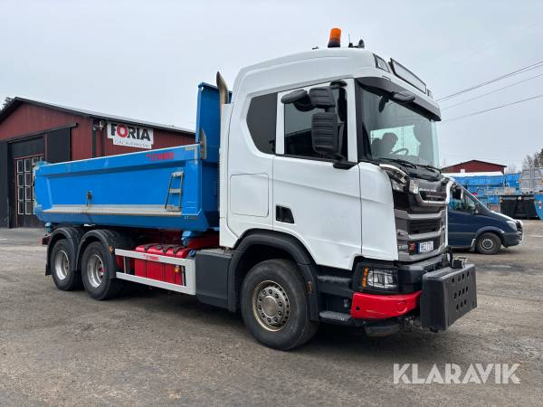 Lastbil Scania R500 med 2-vägstipp & plogfäste