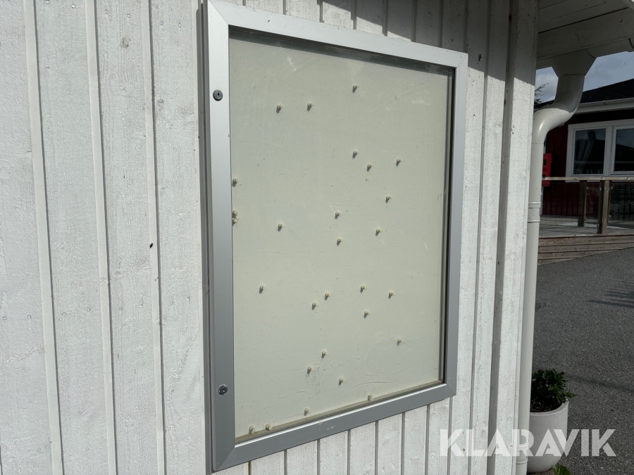 Whiteboard / anslagstavla två stycken