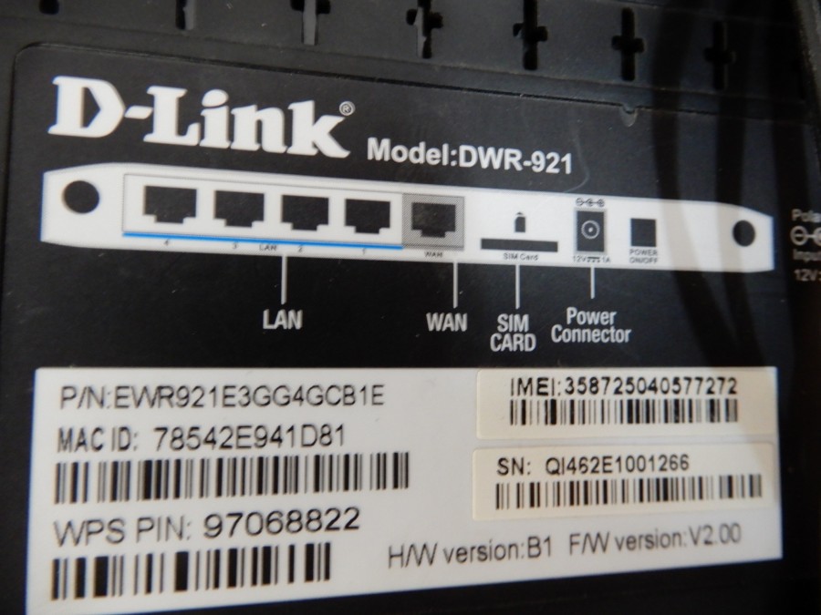 Klaravik Auktioner | Div. Routers & Switchar