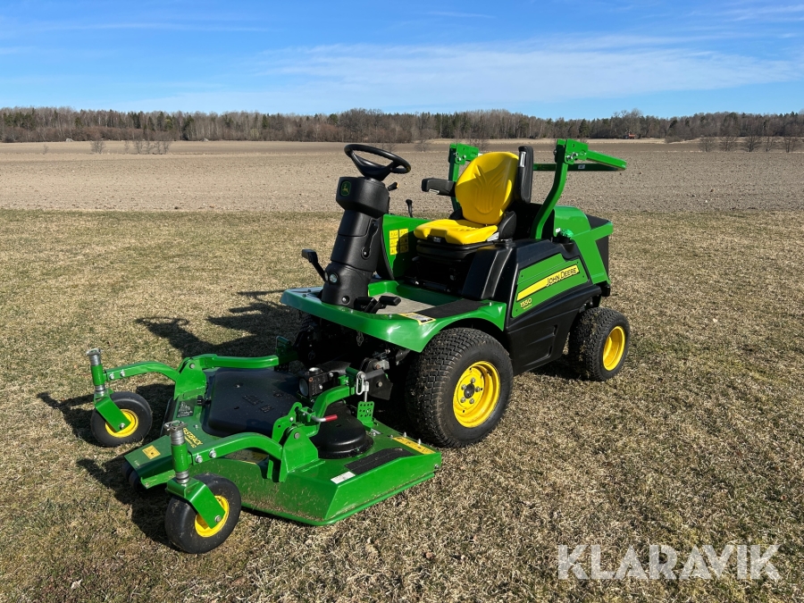 Gräsklippare John Deere 1550 Terrain Cut