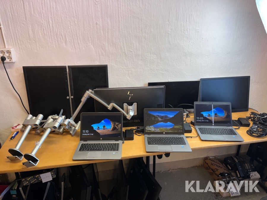 Laptops med dockningsstation och externa skärmar HP EliteBook 3st