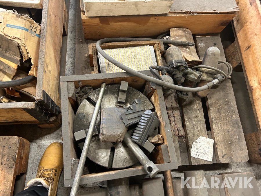 Tillbehör till fräs och svarv