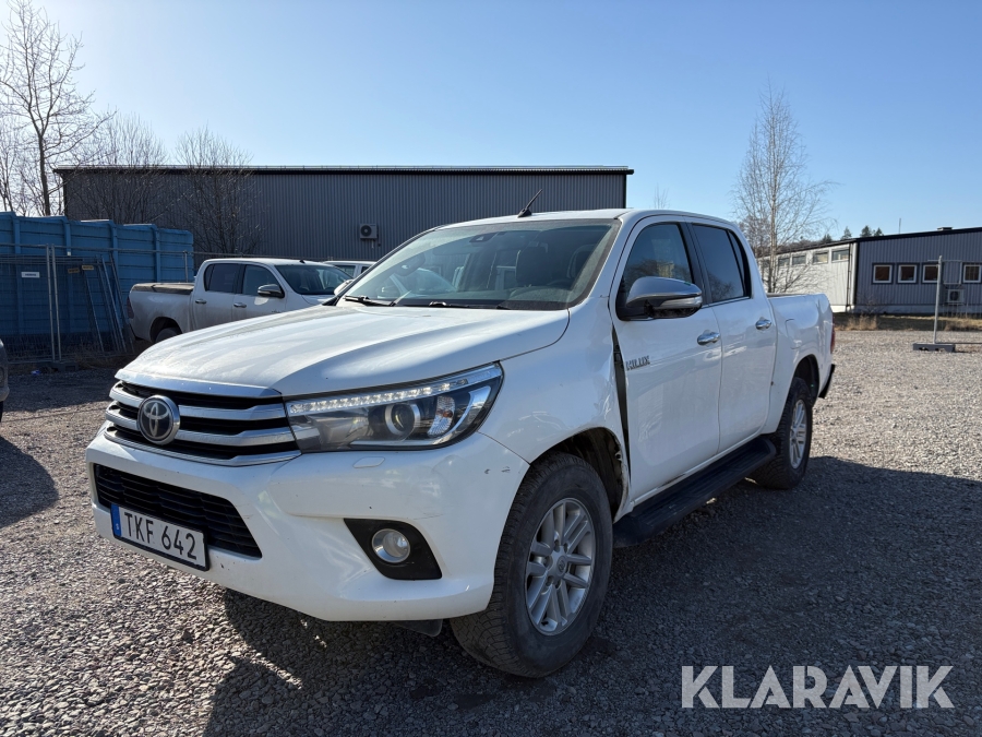 Pickup Toyota Hilux Dubbelhytt 2,4 AWD Automat