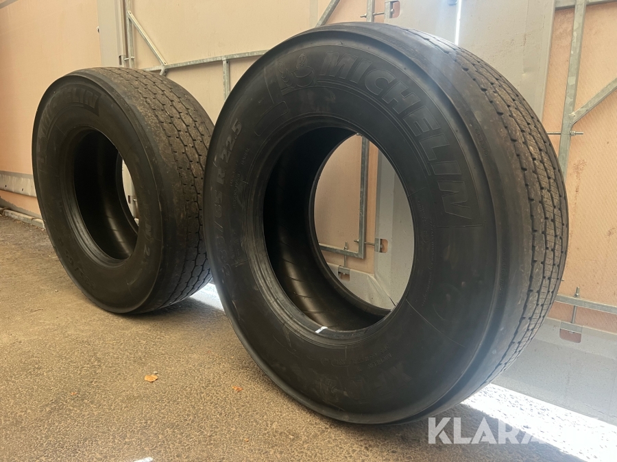Framdäck 2 st Michelin 385/65R22.5