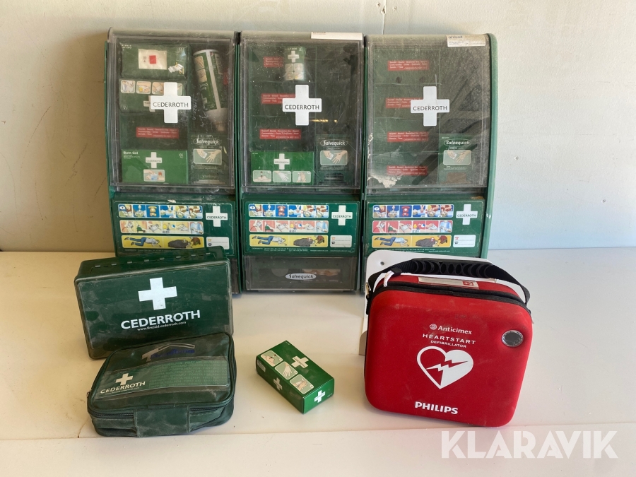 Hjärtstartare, första hjälpen, brandsläckare