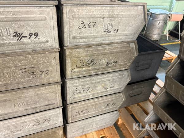 Lagerbackar stål märkta ABU, mellan 5st