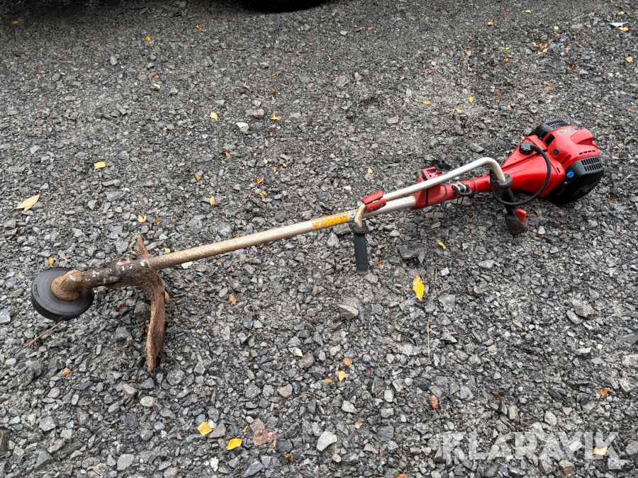 Röjsåg / trimmer Jonsered CC 2145