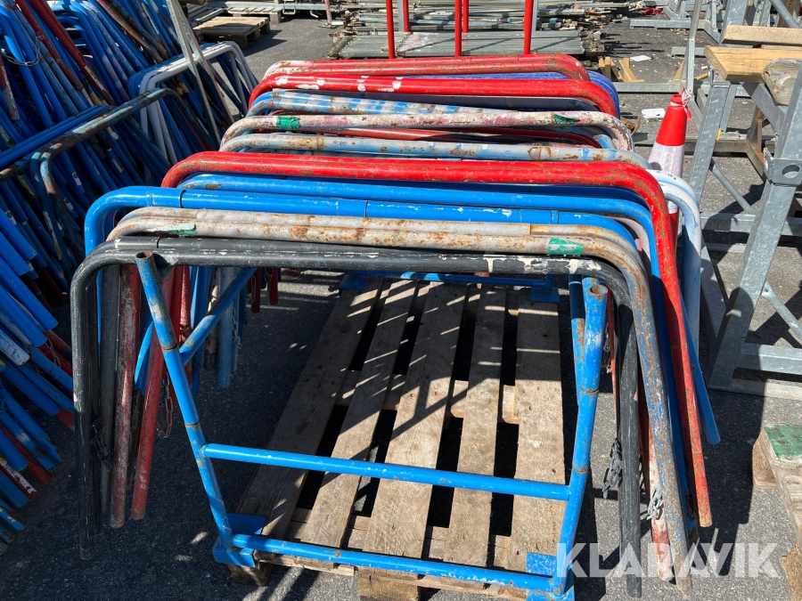 26st Gipsbockar med ställning