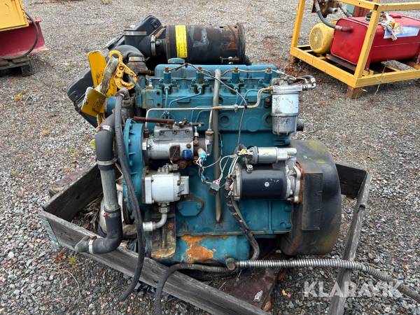 Motor från sidolastare Perkins