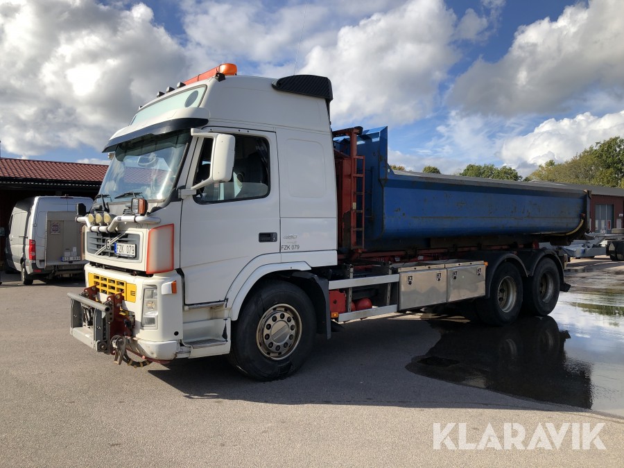 Lastbil Volvo FM 480 6X2 med flakväxlare 
