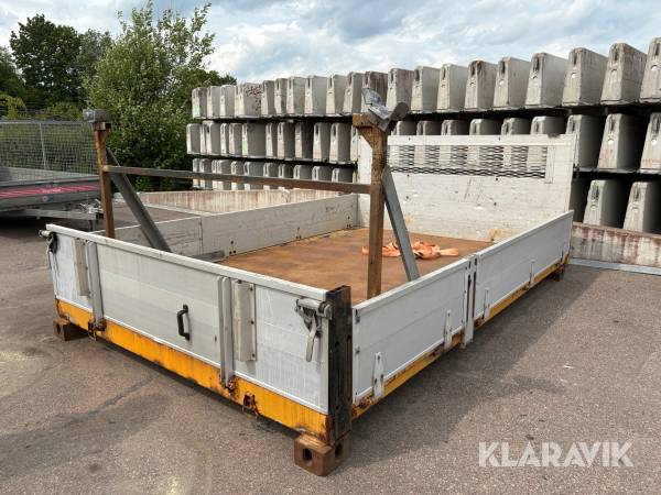 Flak med containerfästen
