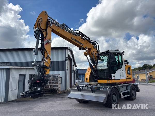 Grävmaskin Liebherr 914 compact med vagn och redskap