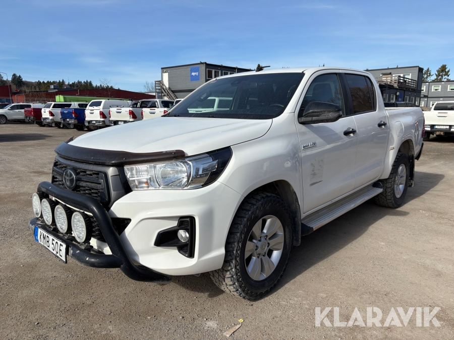 Pickup Toyota Hilux Dubbelhytt 2,4 AWD Automat