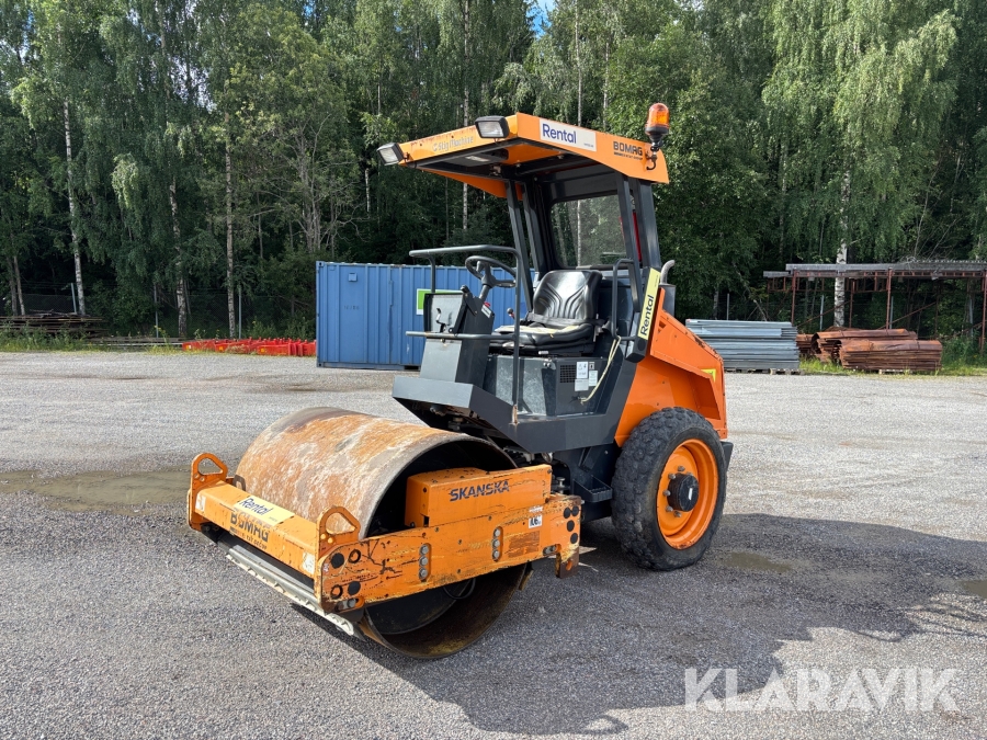 Vält Bomag B124 DH-4