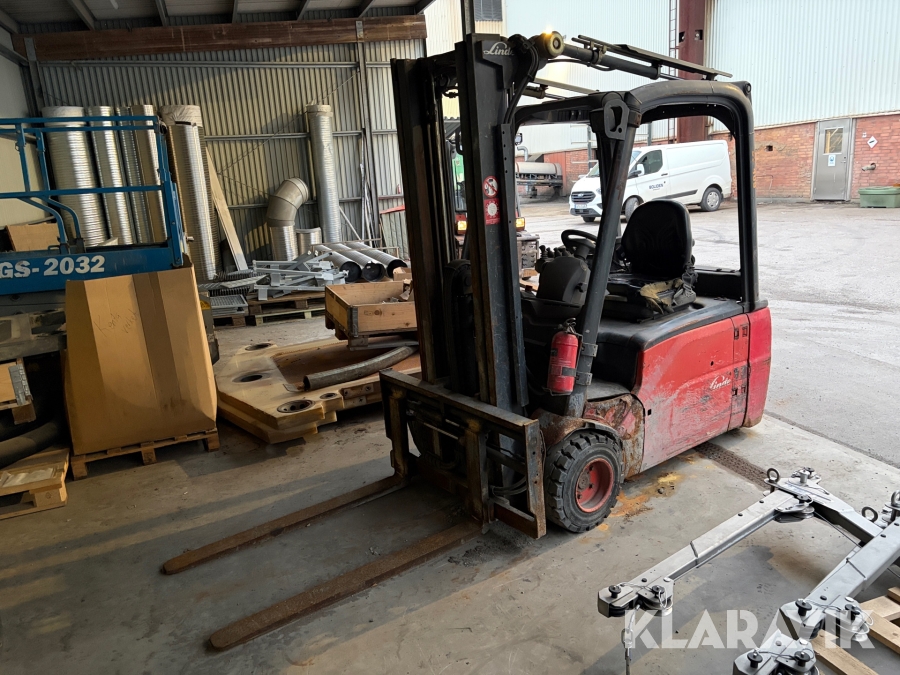 Motviktstruck Linde E18L-01