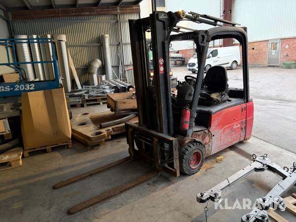 Motviktstruck Linde E18L-01