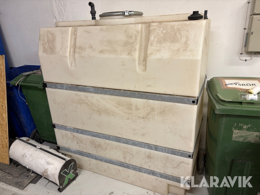 Vattentank - 1600 liter