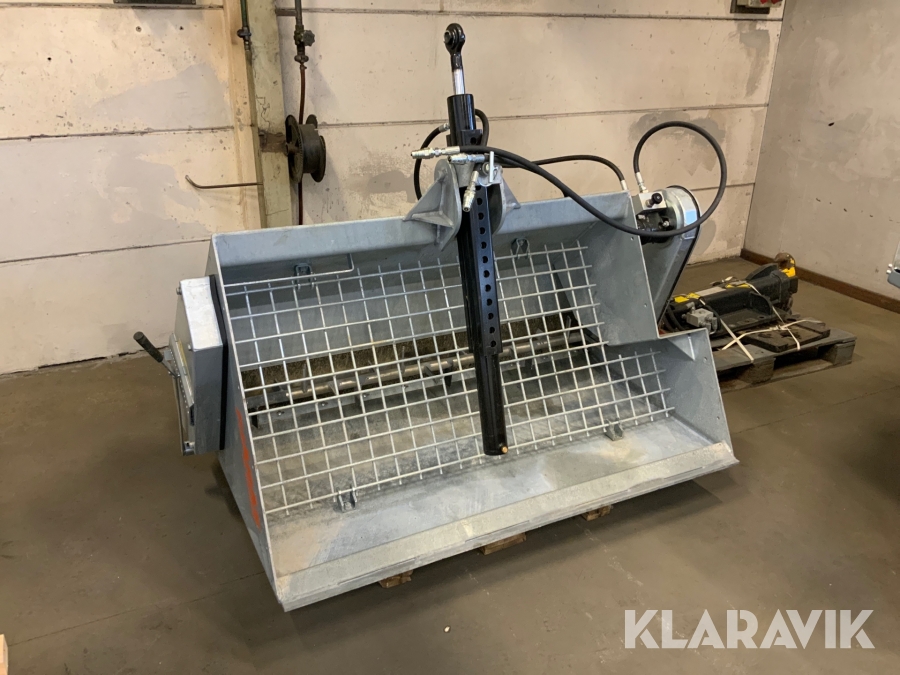 Självlastande sandspridare Fjärås 700/1500