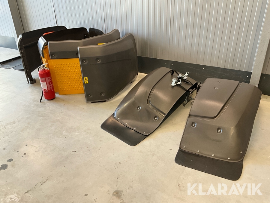 Skärmar kompletta Volvo L60H