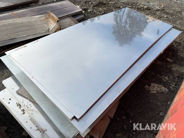 Rostfri plåt 2500x1000x1,4mm 60st