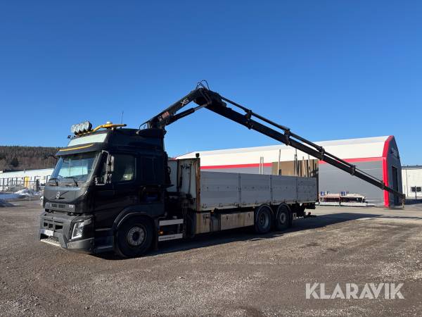 Kranbil Volvo FM X 420 med HIAB 15T & Långflak Euro 6
