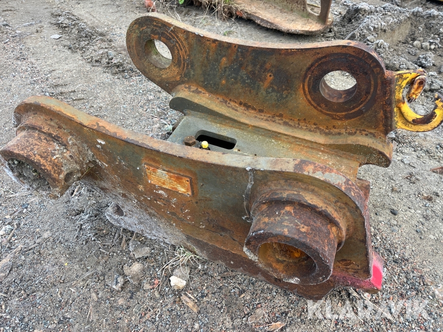 Redskapsfäste SMP Hyundai 250/290-7 S70