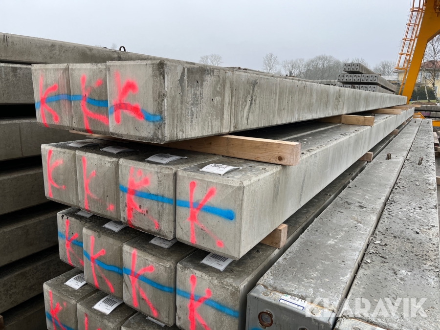 Betongpålar Egentillverkade 8 st
