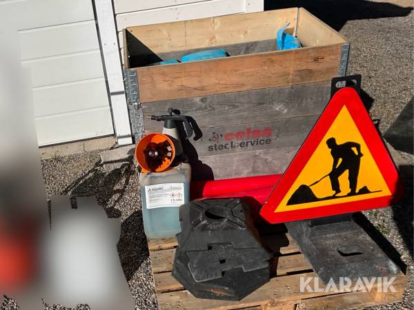 Asphalt repair och vägarbetsskylt m.m