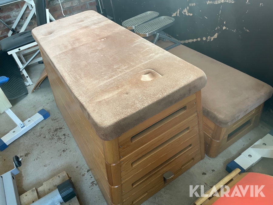 Hoppbockar 2st & Ribbstol 1st