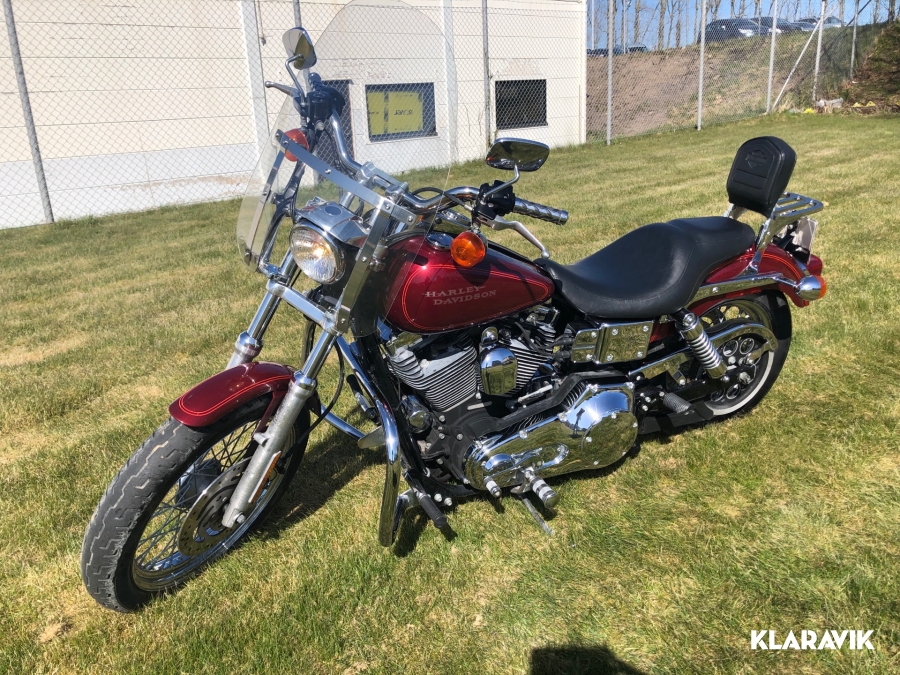 Motorcykel Harley-Davidson FXDL 