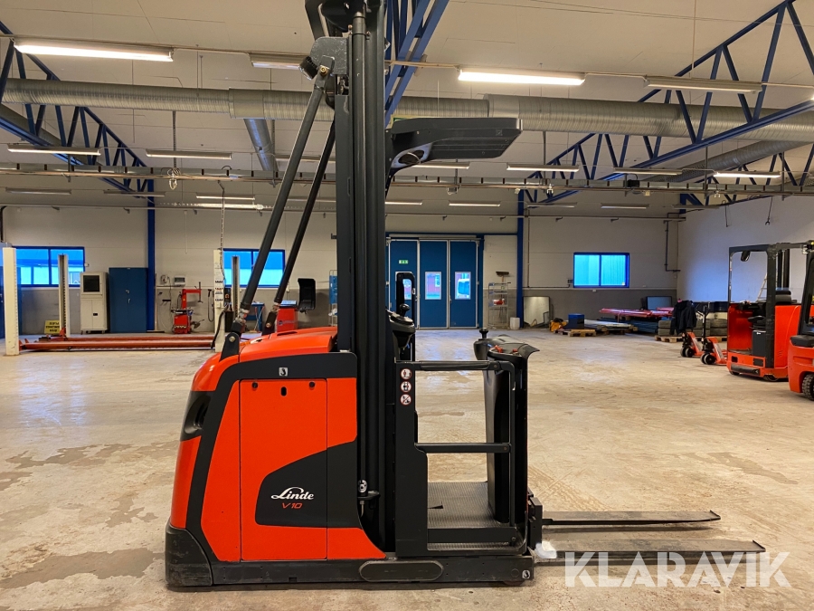 Höglyftande plocktruck Linde V10
