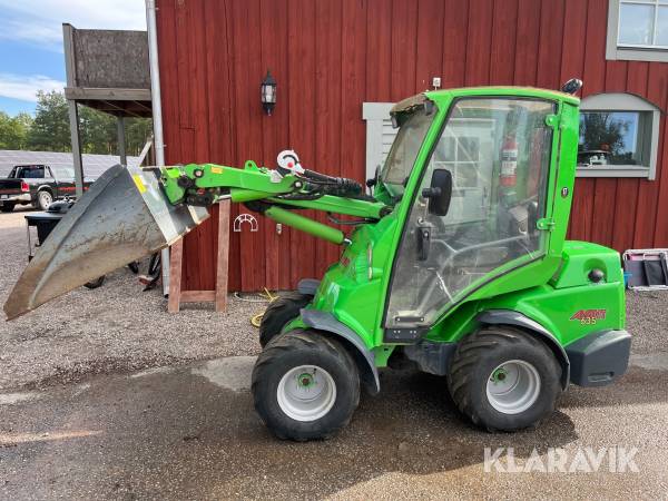 Kompaktlastare Avant 635