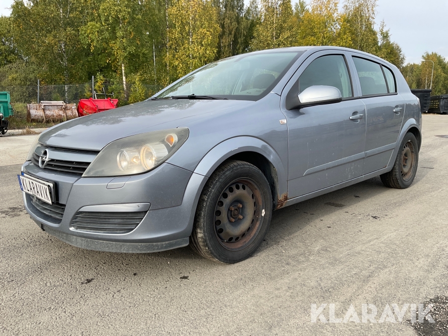 Opel Astra 5D 1,6 Enjoy