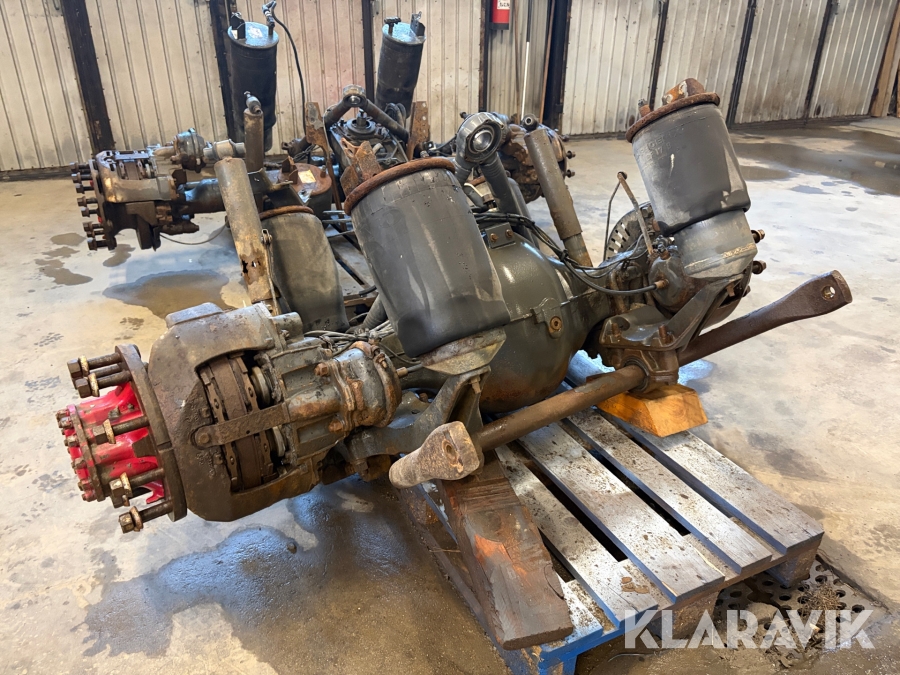 Komplett drivaxel med kardan Volvo 3e axeln
