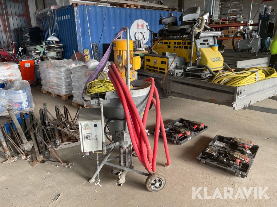 Pump Putzmeister P12 Sprayboy för cement