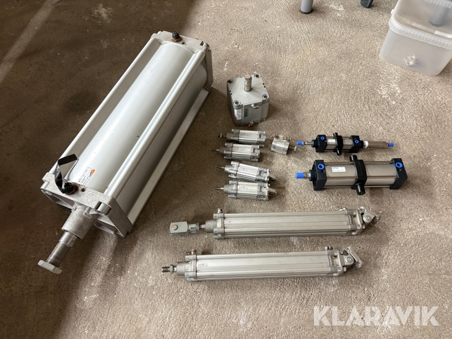 Pneumatiska cylindrar Rexroth / Airtac / Camozzi 11st