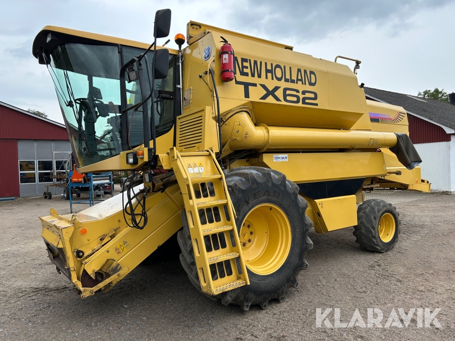 Skördetröska New Holland TX62