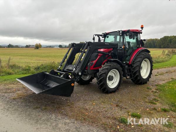 Traktor Valtra A114