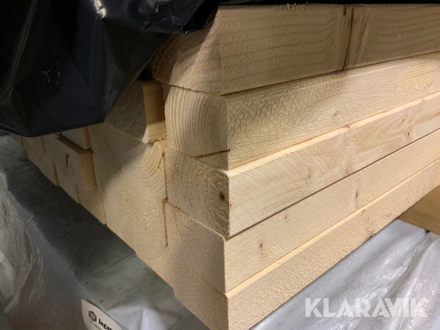 Hyvlat gran virke Svenska trävaror 45x70x2770 mm, 237 stycken