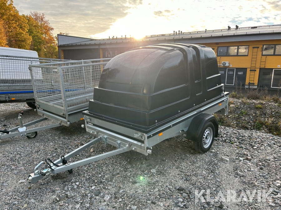 Personbilssläp Brenderup FS1425 med kåpa
